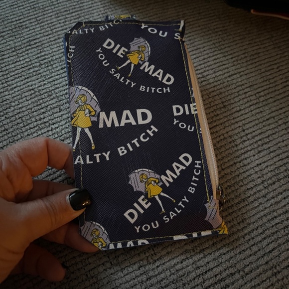 Salty wallet - Picture 3 of 9